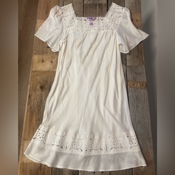 Calypso St. Barth Dresses & Skirts - Calypso Christiane Celle Lace Flutter Sleeve Dress